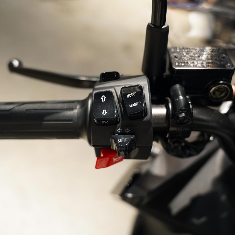 「冒険の鼓動、動き出す。」250ccクラス最強の電動スクーター『VMOTO
