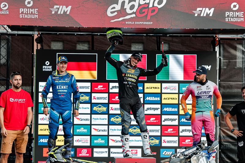 トライアンフの新型モトクロス＆エンデューロバイクデビューシーズンでイギリス国内レースを席巻