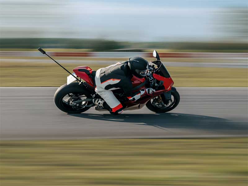 マルク・マルケス優勝記念モデル「Insta360 X5 MM93 2025 チャンピオン記念版」が発売! 記事3