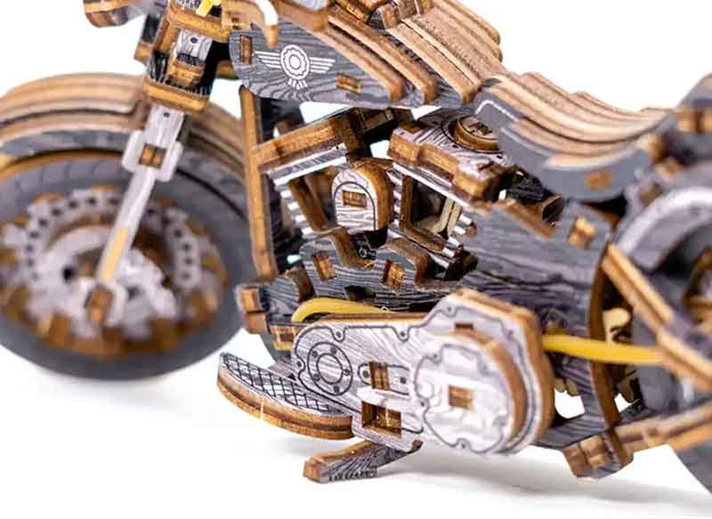 精巧ギミックで走る木製 Vツインバイク!「Cruiser V-Twin」がMakuakeに登場(動画あり) 記事3