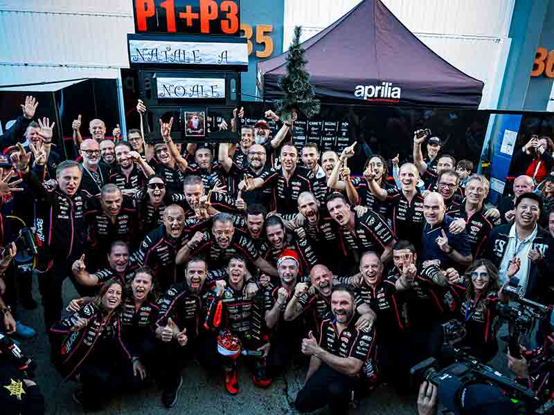 【アプリリア】マルコ・ベッツェッキがバレンシアGP優勝！ アプリリアがマニュファクチャラーズ2位を獲得
