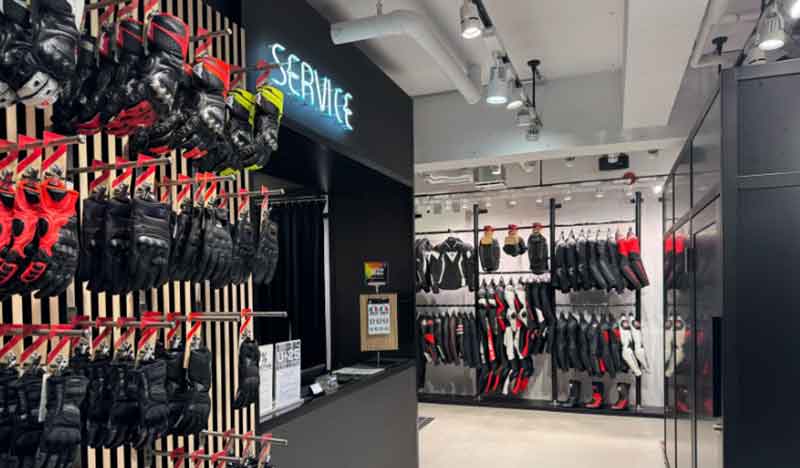 「ダイネーゼ京都」が和の趣でリニューアルオープン! AGVヘルメットコーナーを拡充 記事2