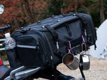 パイクスピークが「バイク用シートバッグ」の再販スタート！ 新設計ベルトで着脱簡単に メイン