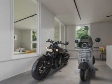 バイクと暮らす室内ガレージ付き賃貸住宅「+BASE EBINA/プラスベースエビナ」が神奈川・海老名に誕生! メイン