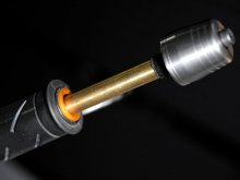 EVATEK から汎用「真鍮インナーウェイト」が発売 振動軽減で長距離ツーリングの快適性アップ メイン