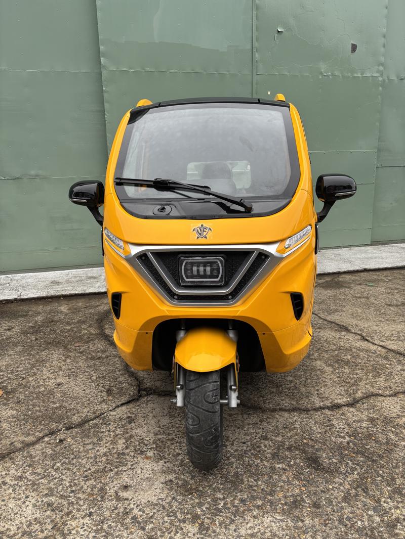 【ビークルファン】人気のハイエンドモデル「アーバントライカー」のドア付き車体が入荷!!