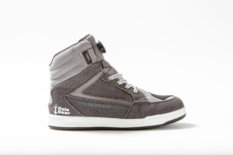 ライディングシューズSCOYCO(スコイコ)史上最高水準の機能とデザイン!有名YouTuberのフォアグラさんコラボレーションした「MT107WP」の発売がスタート