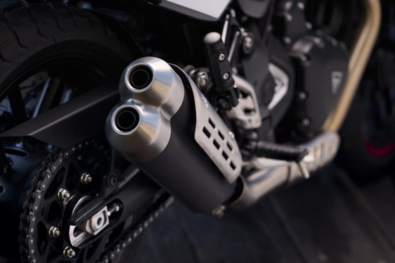 トライアンフから、遂に登場したカフェレーサーのThruxton