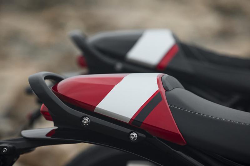 トライアンフから、遂に登場したカフェレーサーのThruxton