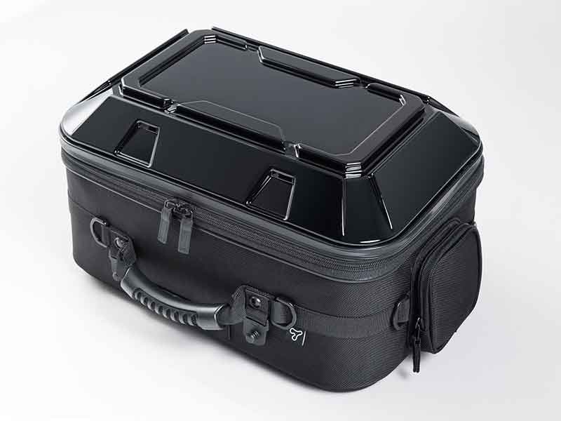 タナックスから新製品「シェルシートバッグ」が2/20発売！ 3.5L～25Lまで 容量で選べる4種 記事16