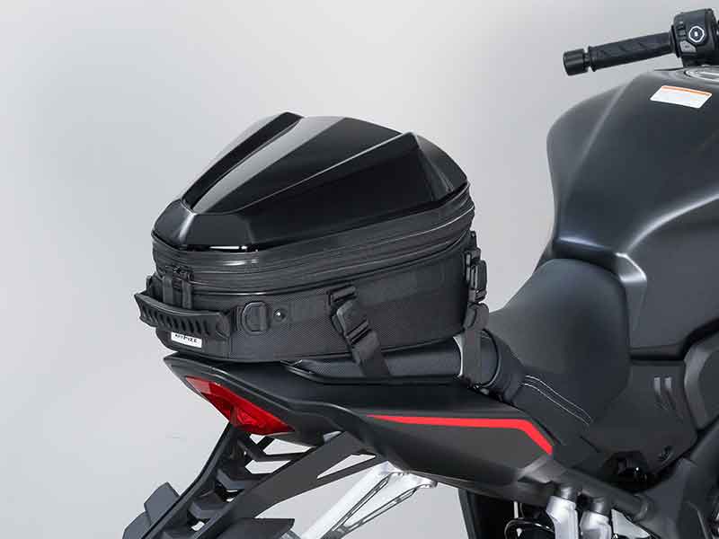 タナックスから新製品「シェルシートバッグ」が2/20発売！ 3.5L～25Lまで 容量で選べる4種 記事19