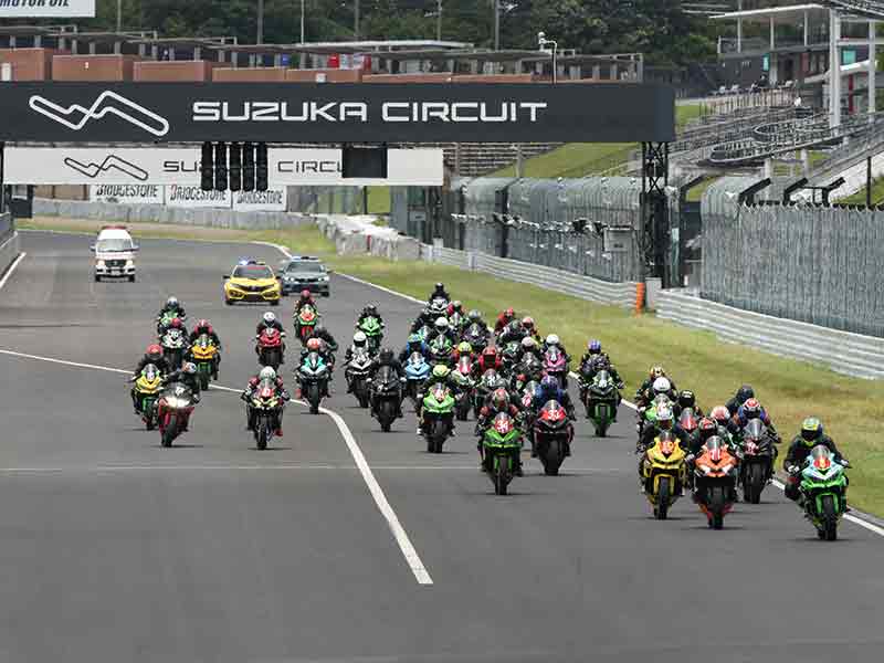 カワサキ】Ninja ZX-25R のワンメイクレース「2026 Ninja Team Green