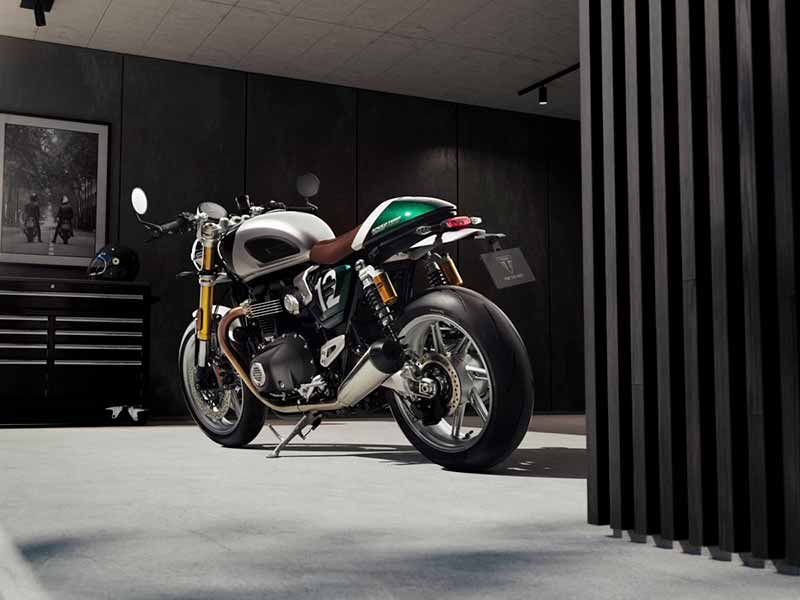 【トライアンフ】世界800台の限定モデル「Speed Twin 1200 Cafe Racer Edition」を発表 記事6