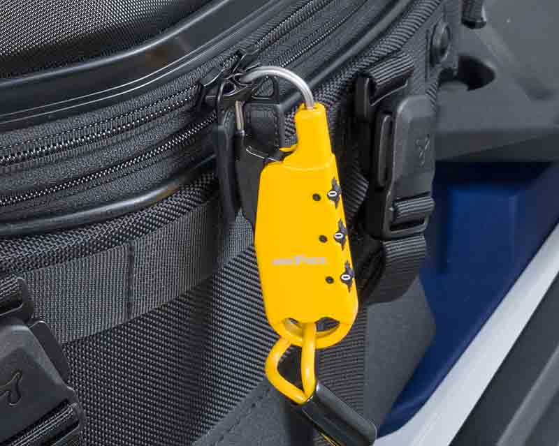 シートバッグの盗難対策に! タナックスから「車載バッグ専用ワイヤーロック」2タイプが登場 記事9
