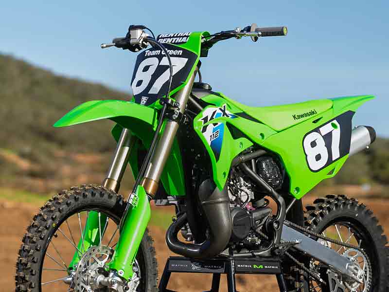 【カワサキ】ヤングライダー向けモトクロッサー「KX112／KX85／KX85 L」2026年モデルを2/21発売