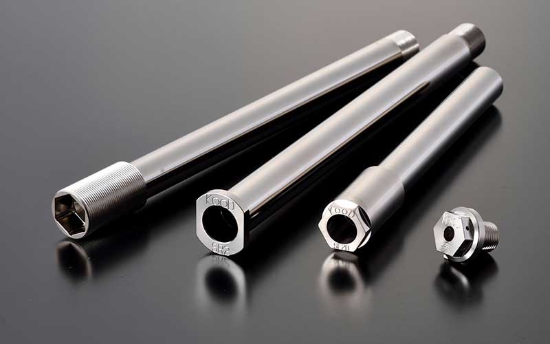 KOOD クロモリアクスルシャフトに INT650用追加/カワサキ車用リンクプレート&ボルト・ナットセットも登場 記事1