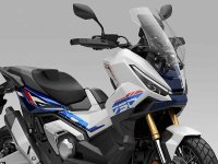 【ホンダ】「X-ADV」のカラーを刷新して3/5発売！ 新ホワイト×トリコロールグラフィックなど全3色展開