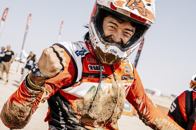 藤原慎也、世界一過酷な「ダカール・ラリー」に初挑戦15日間