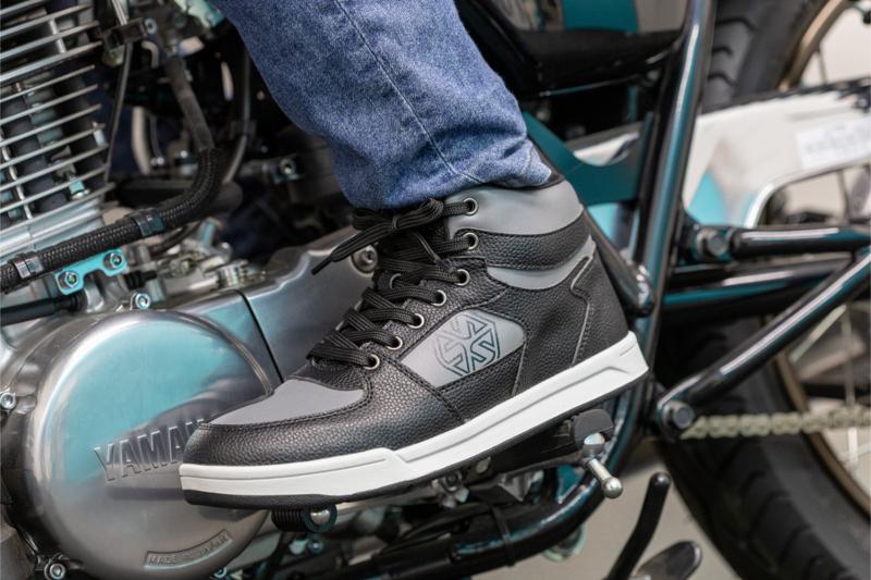 コストパフォーマンスを追求してSCOYCO史上最安の8000円台を実現したベーシックモデル|普段履きできるカジュアルライディングシューズSCOYCO(スコイコ)「MT100」