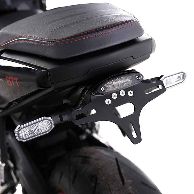 ネクサスからスズキ GSX-8T／TT用「フェンダーレスキット／PROラジエターガード」が発売！ 記事2