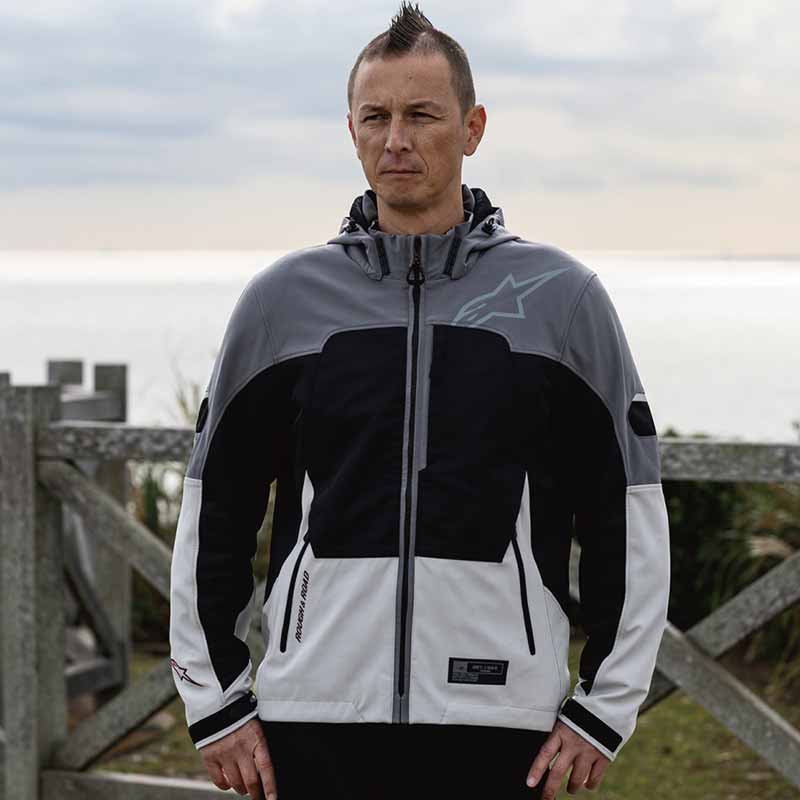 アルパインスターズ×ラフアンドロードの限定コラボ商品が登場！ ジャケットからシューズまで4アイテムを展開 記事1