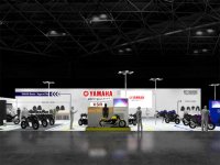 【ヤマハ】大阪・東京・名古屋モーターサイクルショー2026の出展概要を発表！ XSR900 GP USインターカラーのグッズ販売も メイン
