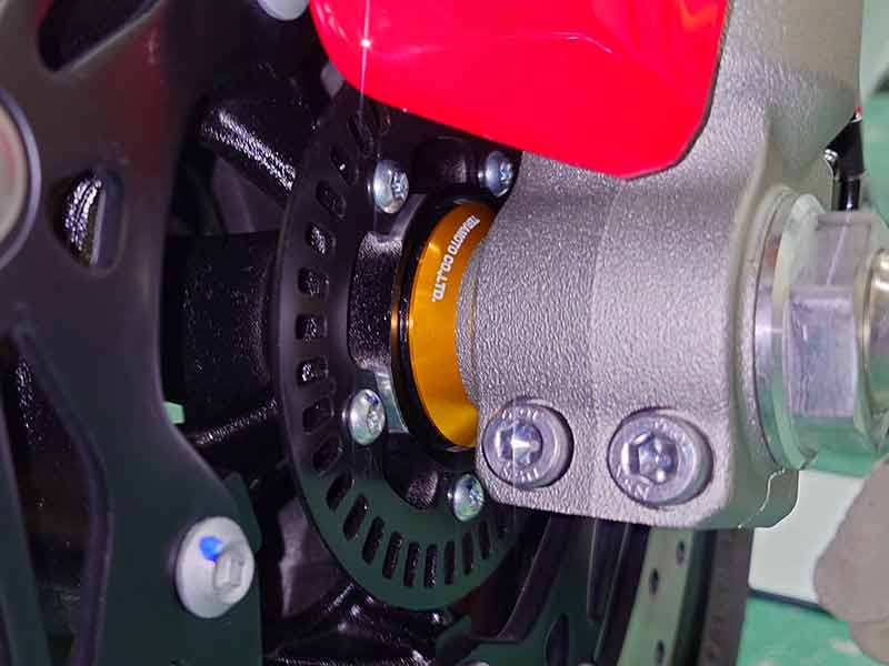 寺本自動車商会から Z900RS・YZF-R9・ZRX1200DAEG 向け新製品が発売! 記事5