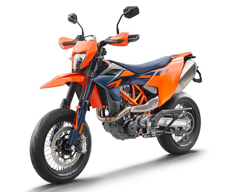 692 SMC R/690 ENDURO R 記事4