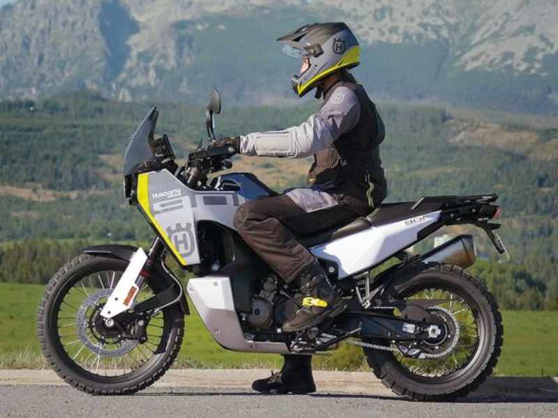 【ハスクバーナ・モーターサイクルズ】MY2026「Norden 901／Expedition」を3月発売！