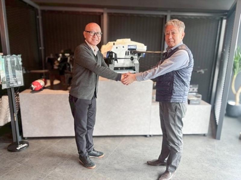 【広島発】3⼈乗り電動バイク「EQV-PICNIC」が⽔素で進化。　