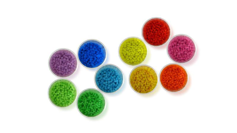 ゴルフグリップの技術がオートバイ業界に革新！IOMIC