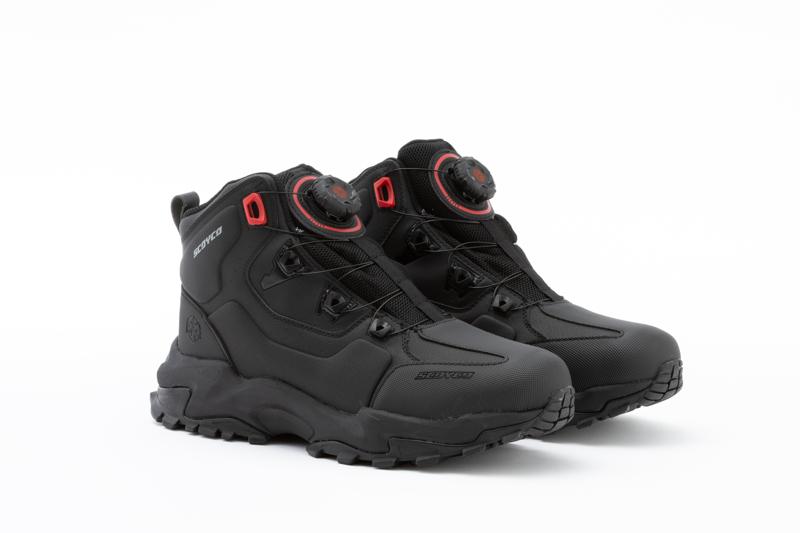 日常のバイクライフからアウトドアシーンまでをシームレスにつなぐ新しいコンセプトのライディングシューズ｜アクティブなツーリングをサポートするSCOYCO（スコイコ）「MT106」が新登場