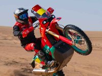 【KOVE】ダカール直系ラリーマシン「450RALLY EX」市販レーサー受注開始、価格298万円（動画あり）