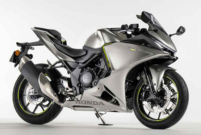 【ホンダ】次世代直4コンセプトモデルを公開! CB400/CBR400R に新エンジンとEクラッチ採用 記事2
