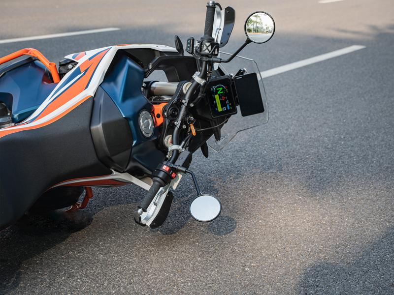 TANAX　SRS-050　スマートライドモニター　AIO-5EVO　新登場