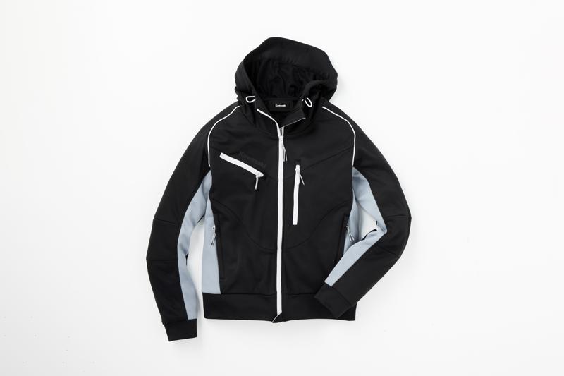 【動画公開】若月佑美さんがカワサキプラザアパレル＆グッズのタブロイド紙モデルに！