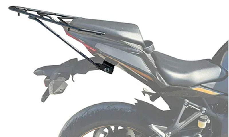 アルキャンハンズから Ninja ZX-25R／ZX-4R用「リアキャリアブラック」発売！ 記事2