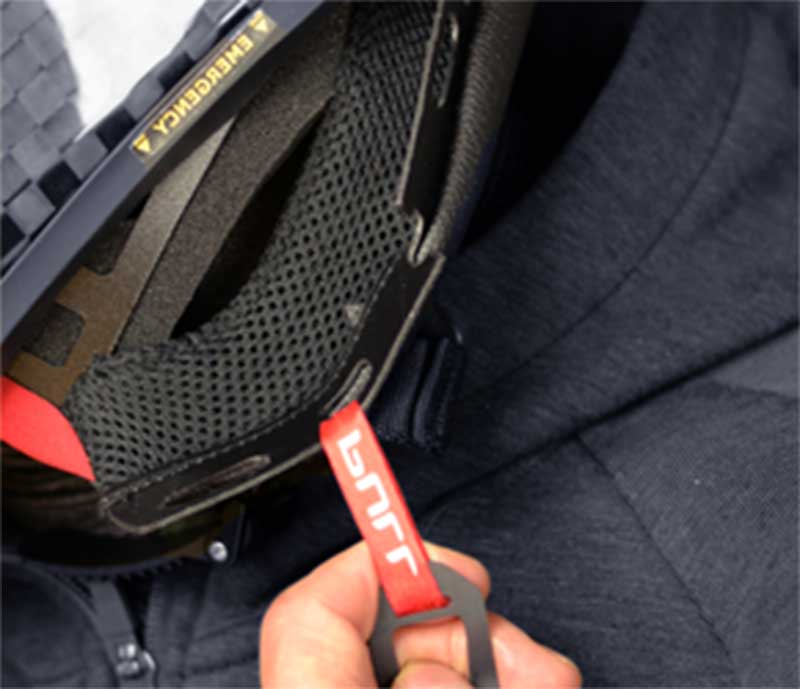 ウインズジャパンが新製品「A-FORCE RR 12K」を発売! MFJ規格取得のドライカーボンヘルメット 記事5