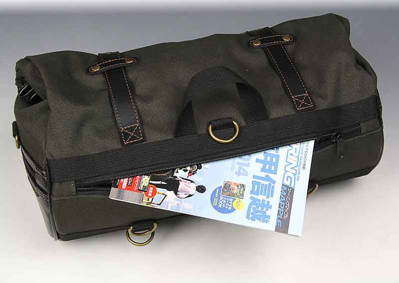 ラフアンドロードから「HBシートバッグ」発売、容量12Lのロール式で日帰りツーリングに最適 記事4