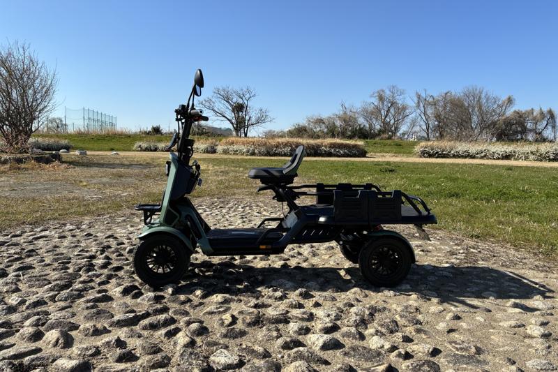 【ついに情報解禁】ブレイズ、「特定小型原動機付自転車」区分で当社初の4輪モデル「BLAZE