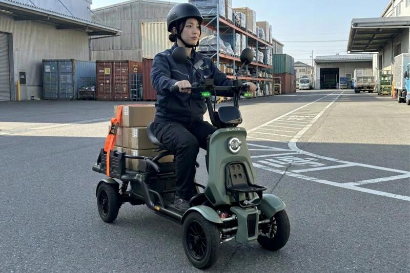 【ついに情報解禁】ブレイズ、「特定小型原動機付自転車」区分で当社初の4輪モデル「BLAZE