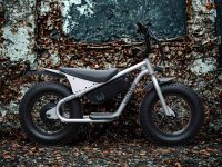 特定小型原付 wonkey シリーズに、新色「マットシルバー」が登場
