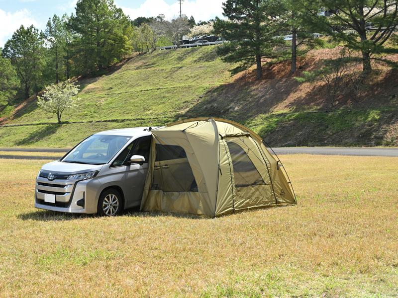 ツーリングや車中泊を快適にする新作3アイテムが登場！待望の前室広々テント「MAEHIRO
