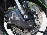 マジカルレーシングから ZX-4R／RR／SE（23-）用「キャリパークーリングダクト」が登場！ メイン