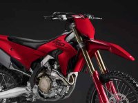 【ドゥカティ】新型モトクロスモデル「Desmo250 MX」を発表！ 15,000rpmまで回るデスモ単気筒エンジン搭載