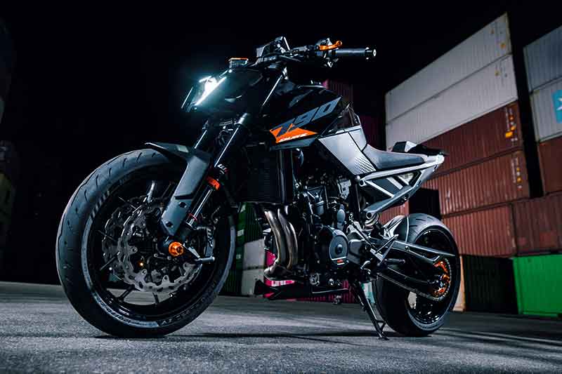 790 DUKE 記事4
