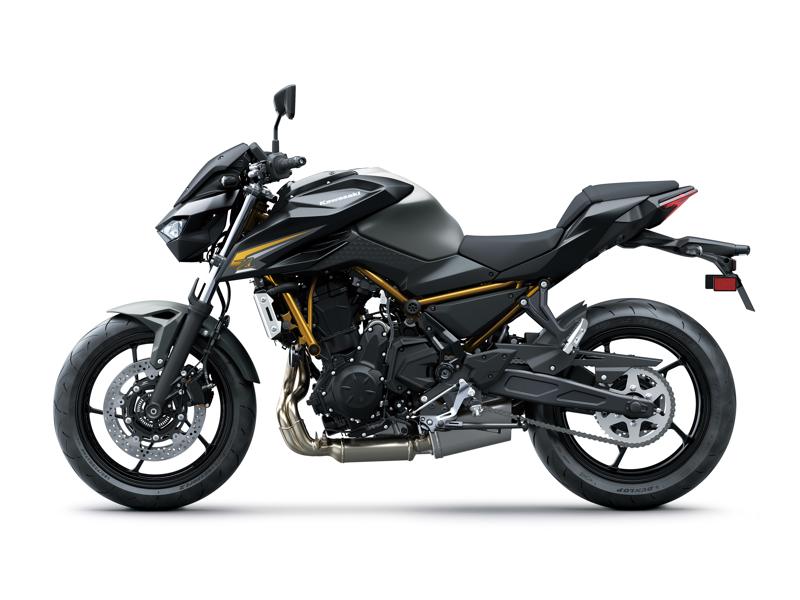 カワサキからワイドアグレッシブに進化したスーパーネイキッド「Z650