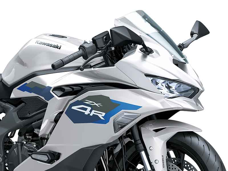 Ninja ZX-4R SE/4RR メイン