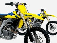 【スズキ】モトクロッサー「RM-Z250」「RM-Z450」の2027年モデルを12/21に発売！