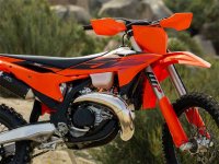 2027年 KTM XCシリーズ メイン